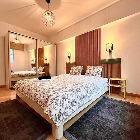 Cozy Apartment With Balcony Bucharest Exterior photo
